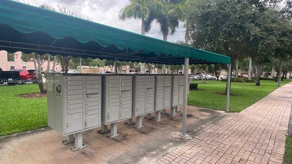 Small Image of 6380 NORTH WEST 114TH AVE #304, Doral Number 34