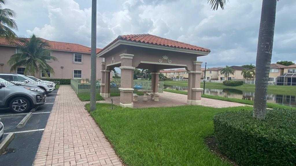 Small Image of 6380 NORTH WEST 114TH AVE #304, Doral Number 37