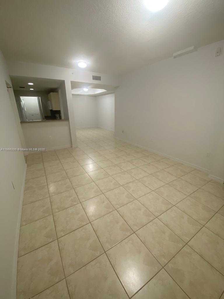Small Image of 6380 NORTH WEST 114TH AVE #304, Doral Number 8