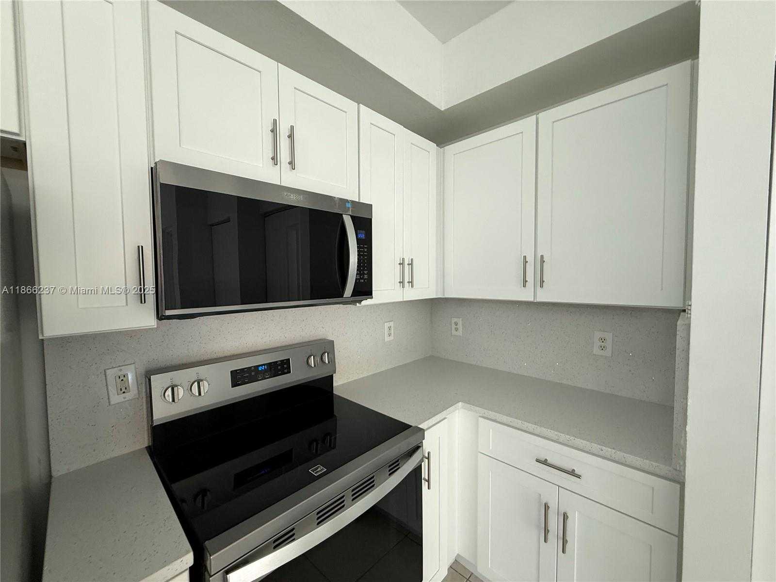 Small Image of 7230 NORTH WEST 114TH AVE #102, Doral Number 14
