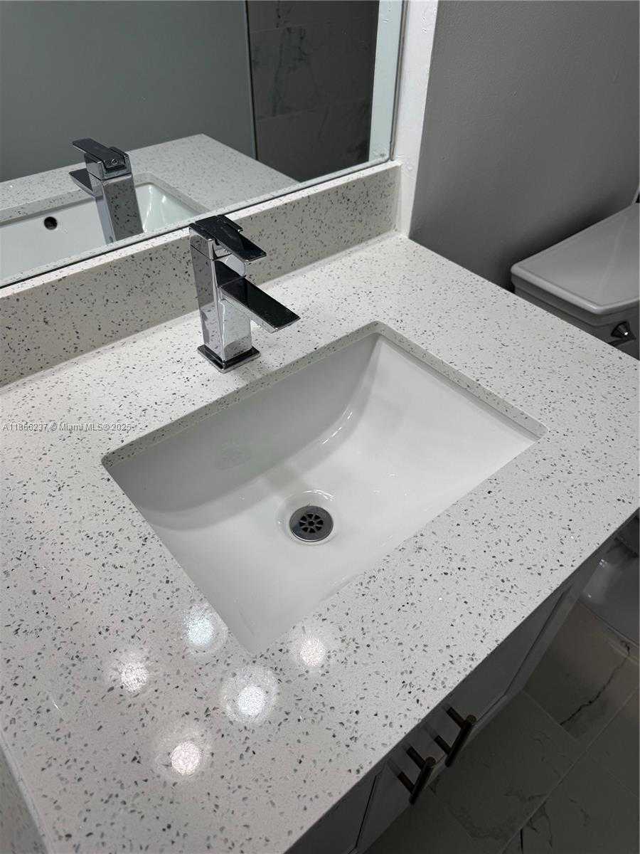 Small Image of 7230 NORTH WEST 114TH AVE #102, Doral Number 26
