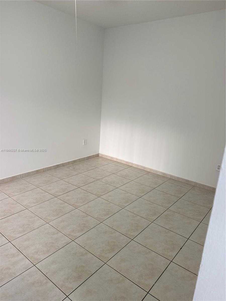 Small Image of 7230 NORTH WEST 114TH AVE #102, Doral Number 30