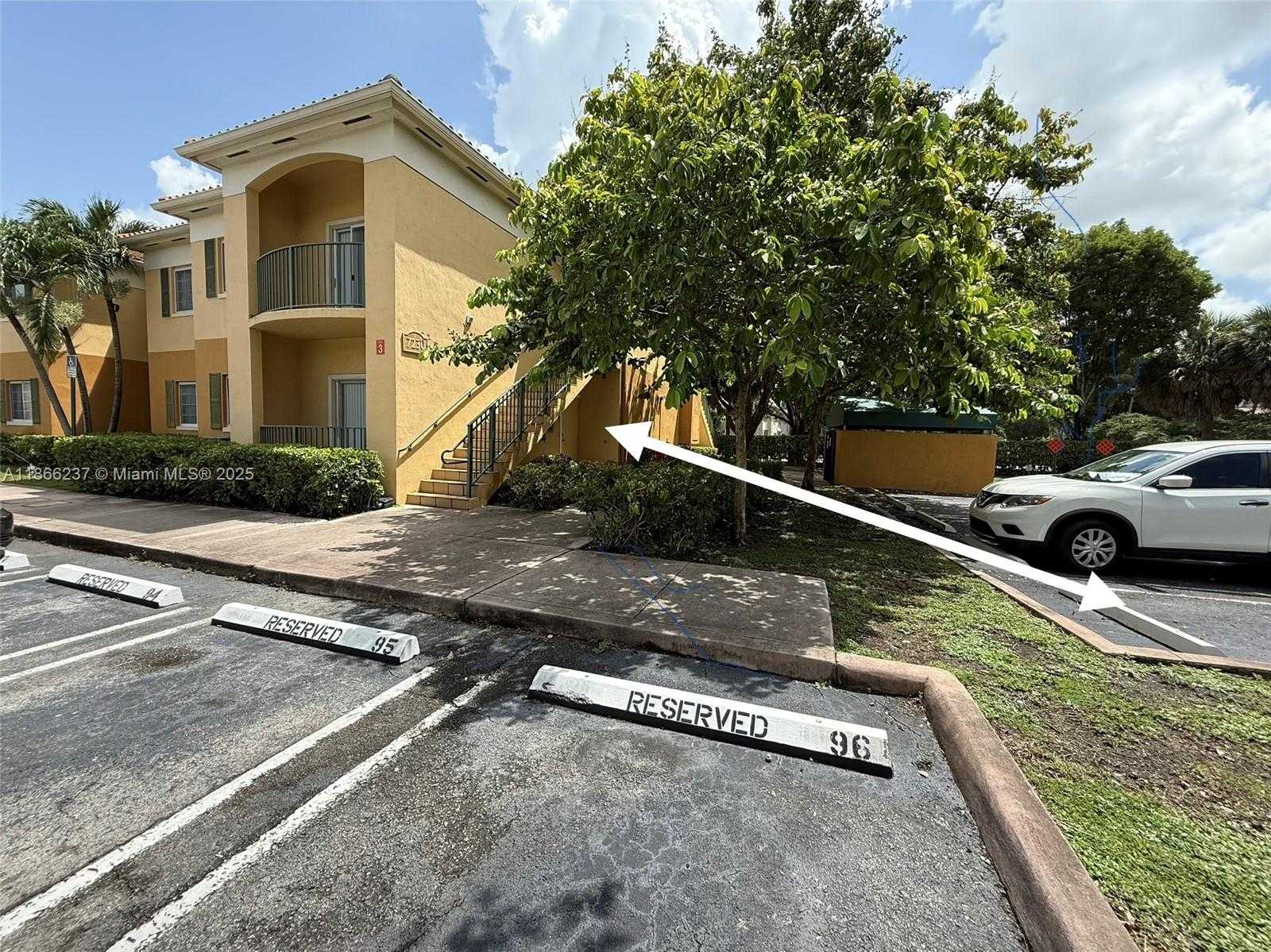 Small Image of 7230 NORTH WEST 114TH AVE #102, Doral Number 4