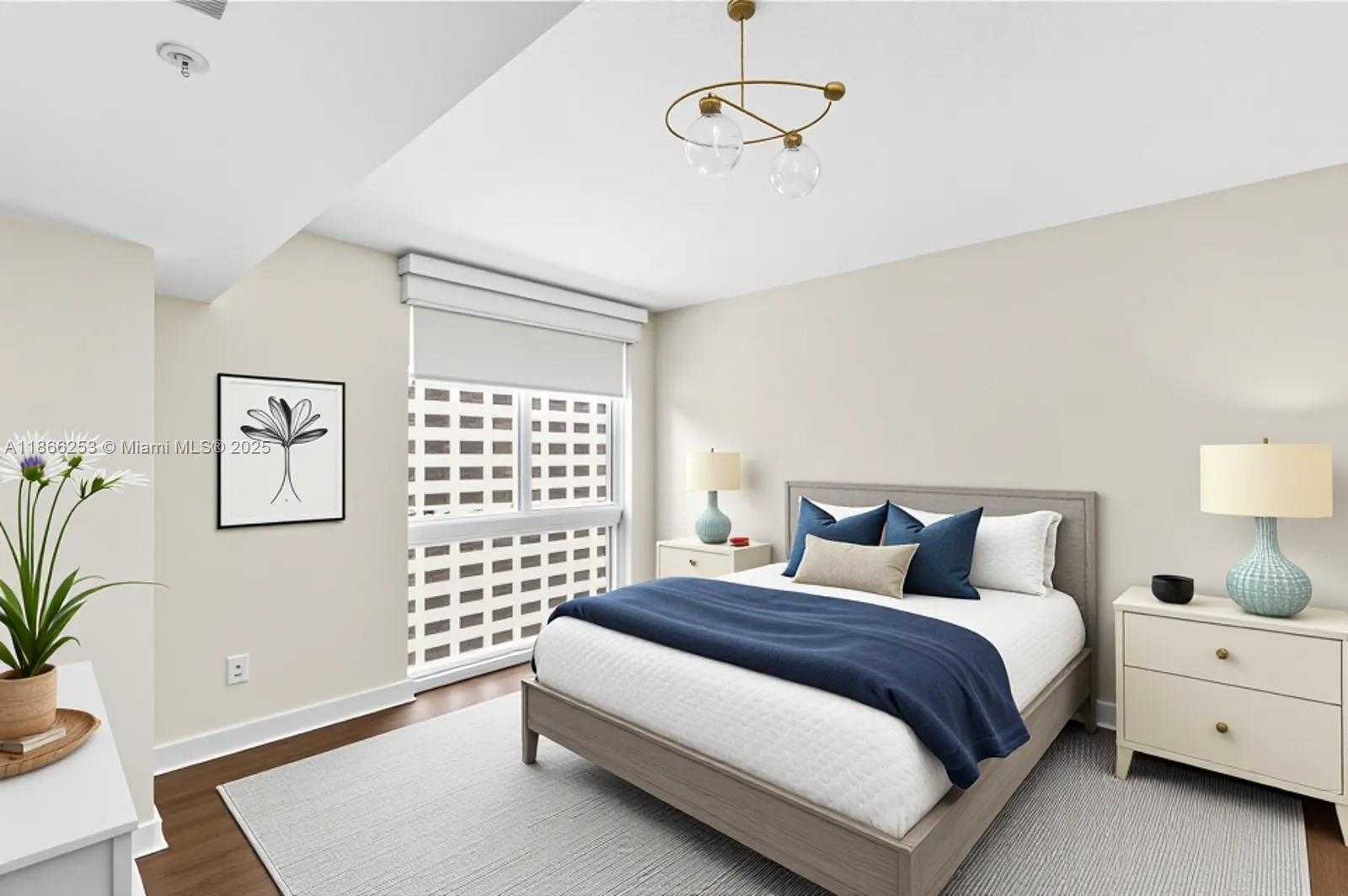 Small Image of 335 Biscayne Blvd, Miami, FL 33132, USA Number 10