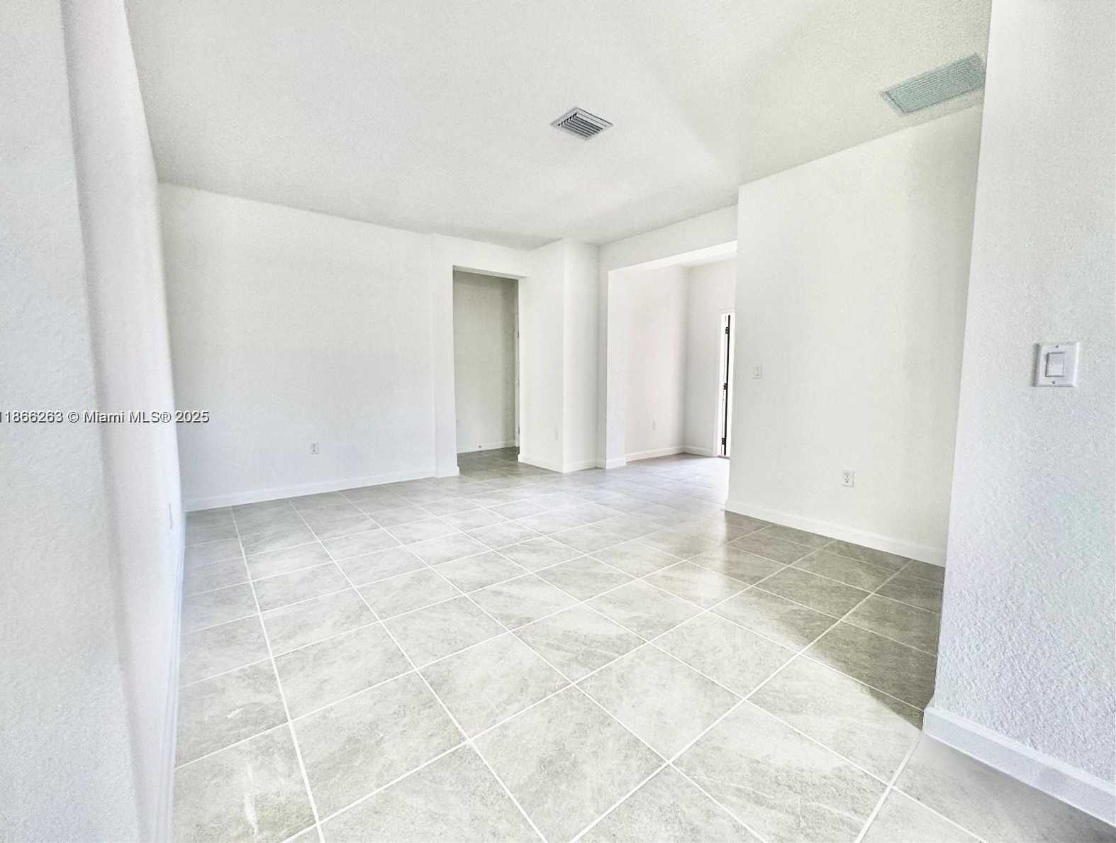 Small Image of 2990 SOUTH EAST 23RD AVE, Homestead Number 10