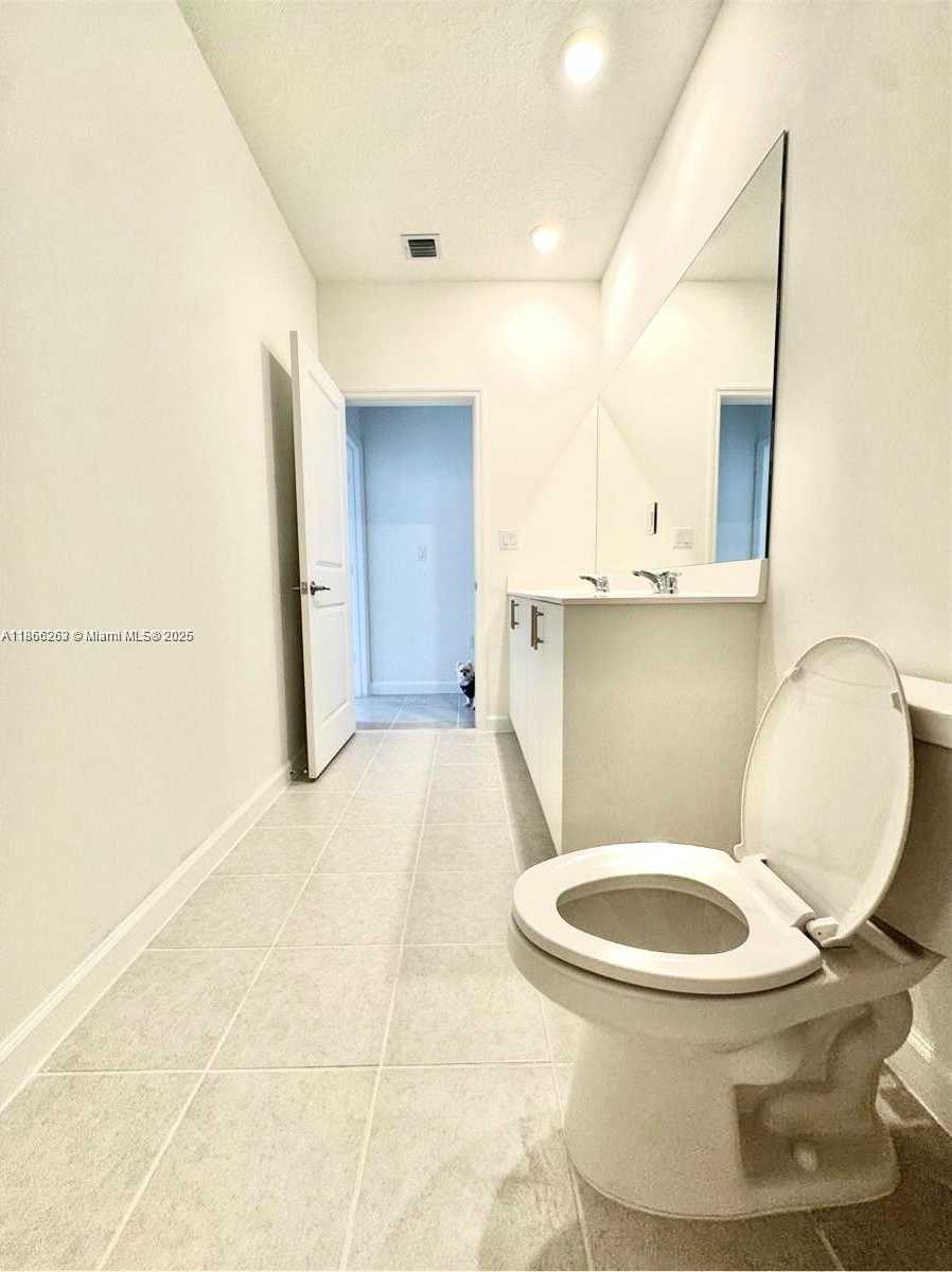 Small Image of 2990 SOUTH EAST 23RD AVE, Homestead Number 18