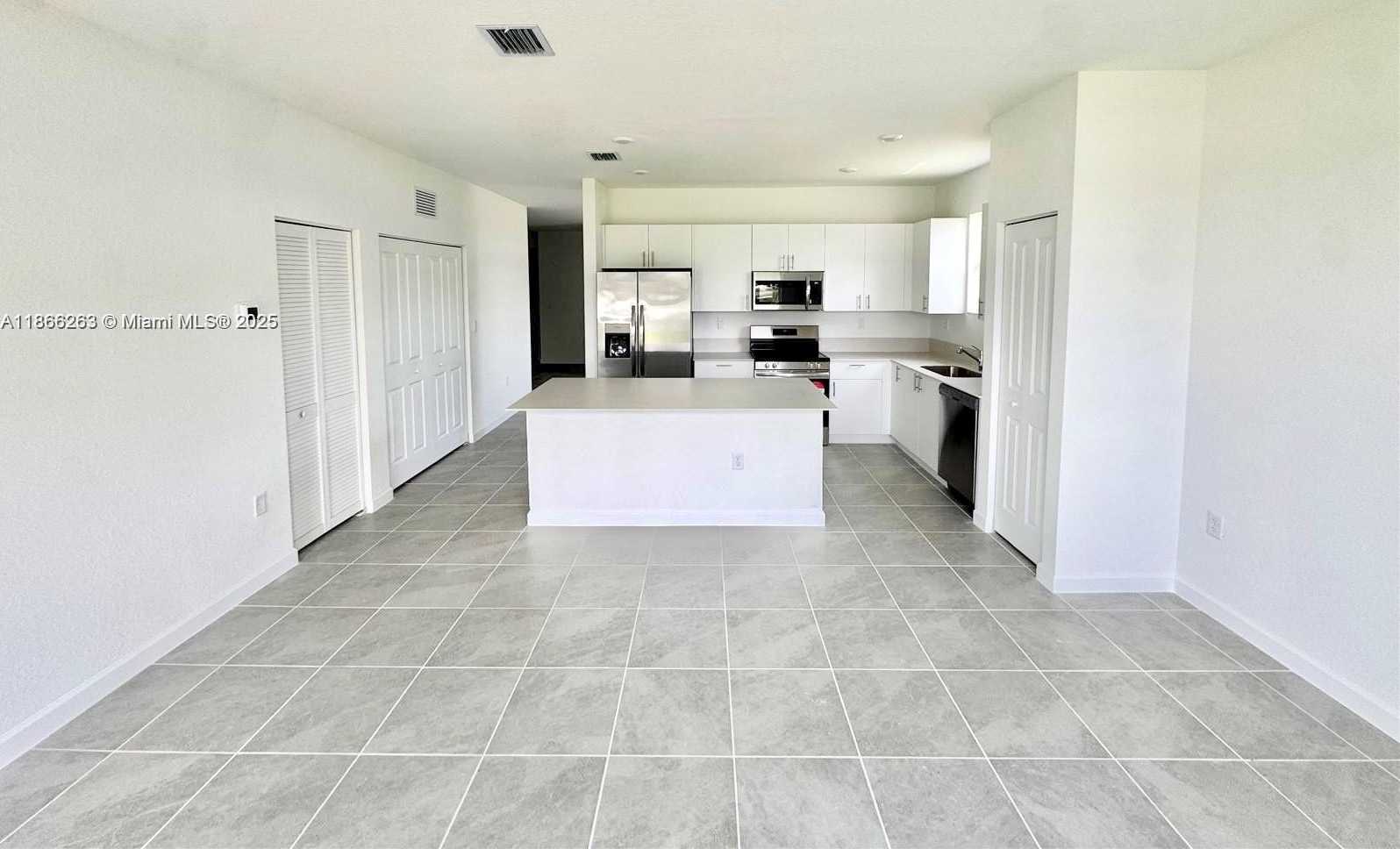 Small Image of 2990 SOUTH EAST 23RD AVE, Homestead Number 2