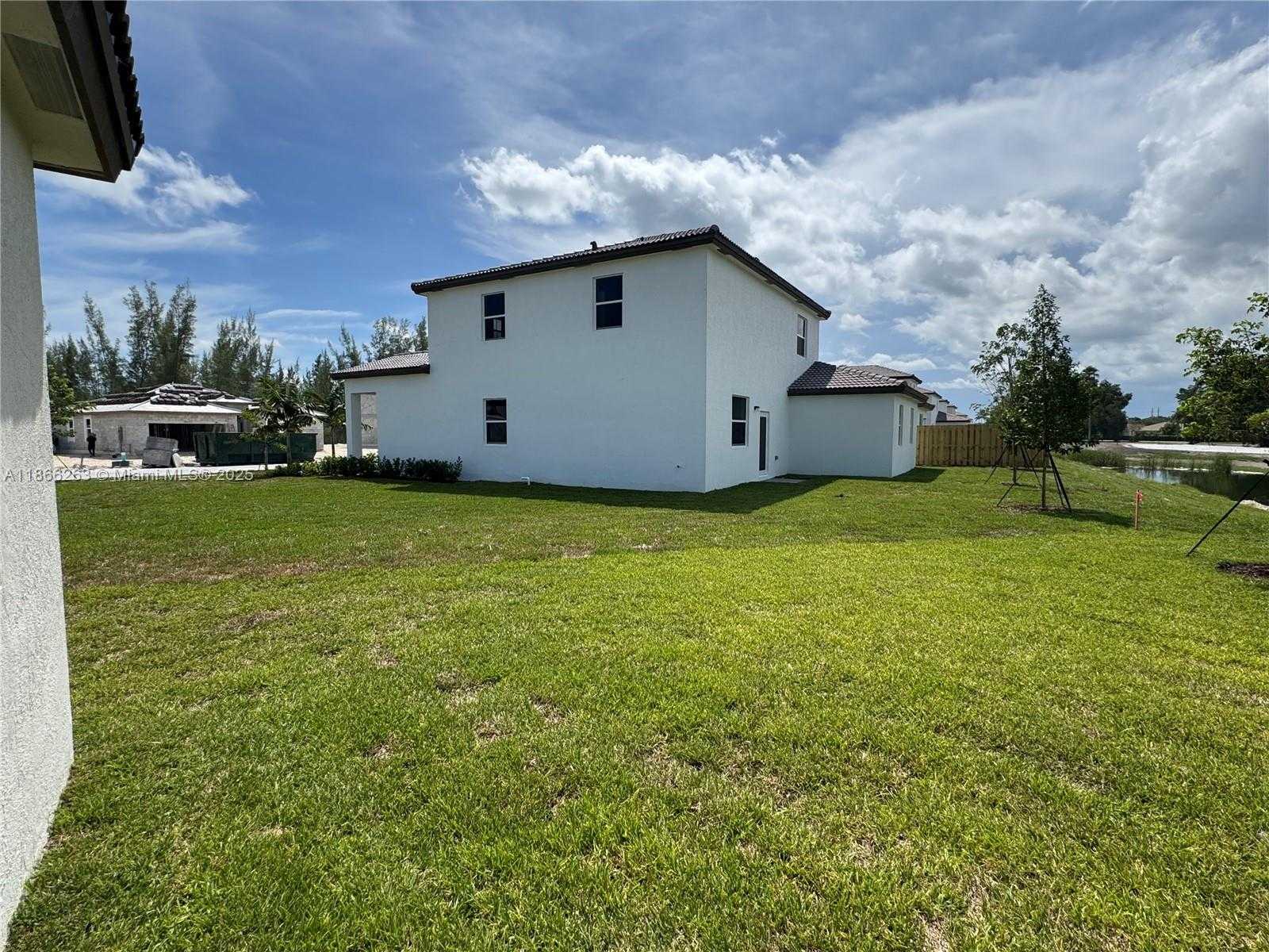 Small Image of 2990 SOUTH EAST 23RD AVE, Homestead Number 25