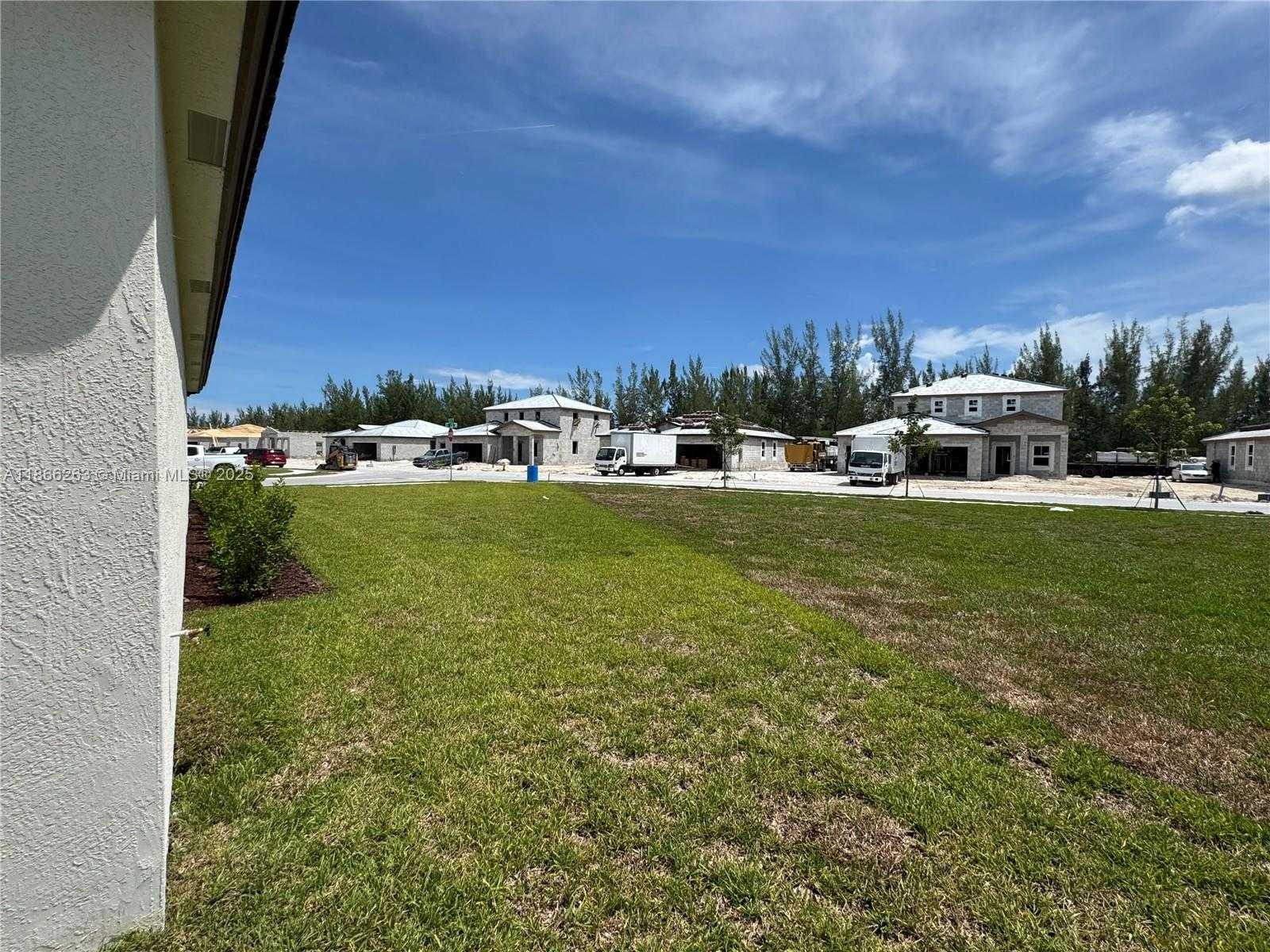 Small Image of 2990 SOUTH EAST 23RD AVE, Homestead Number 26