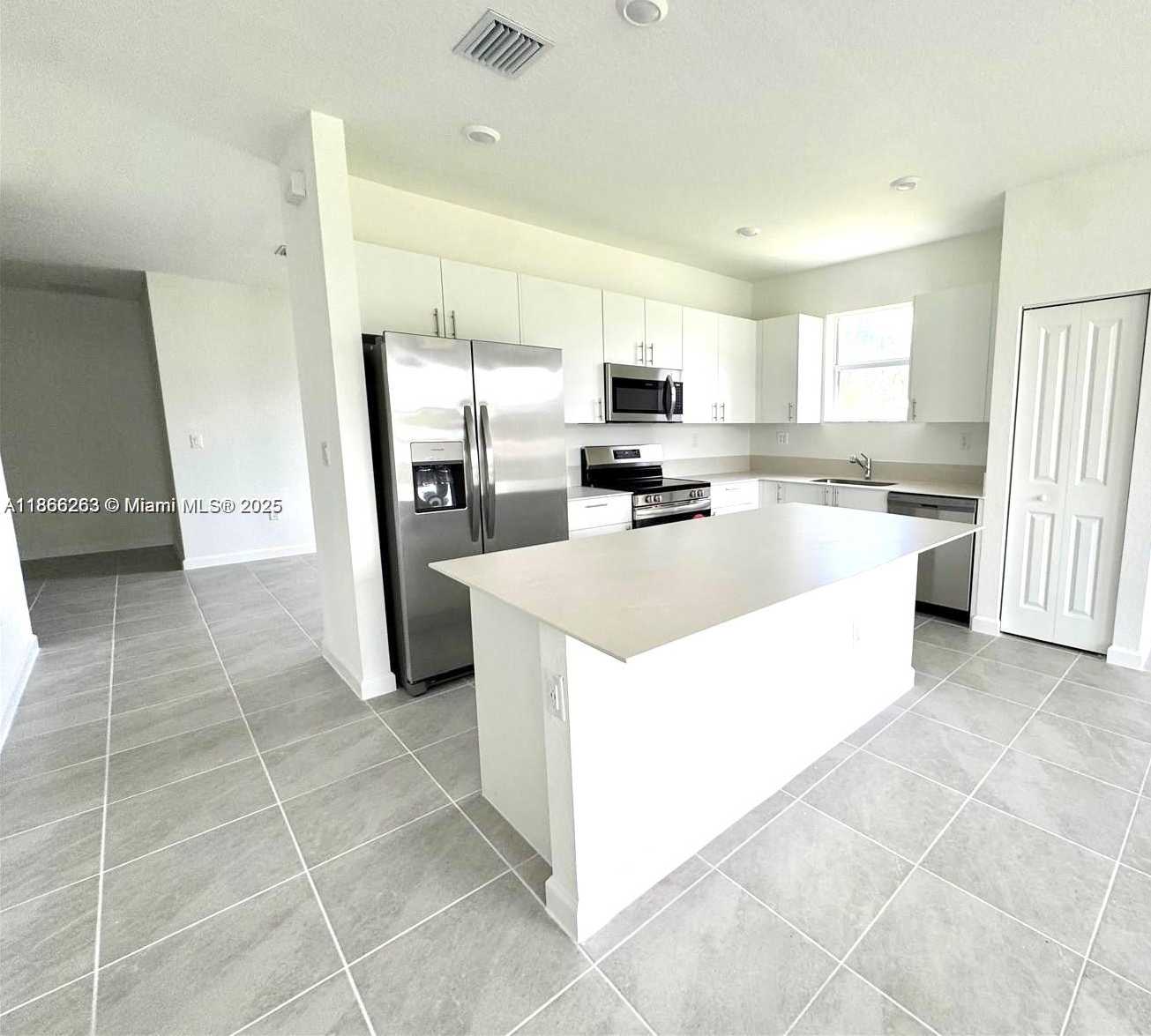 Small Image of 2990 SOUTH EAST 23RD AVE, Homestead Number 5