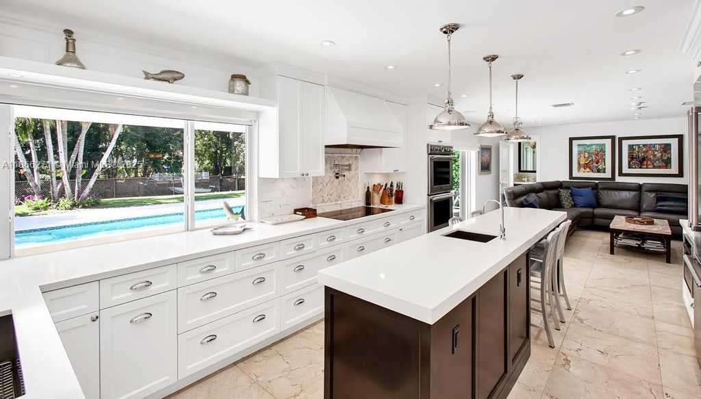 Small Image of 13040 SOUTH WEST 70TH AVE, Pinecrest Number 13