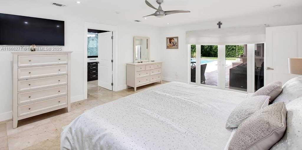 Small Image of 13040 SOUTH WEST 70TH AVE, Pinecrest Number 18