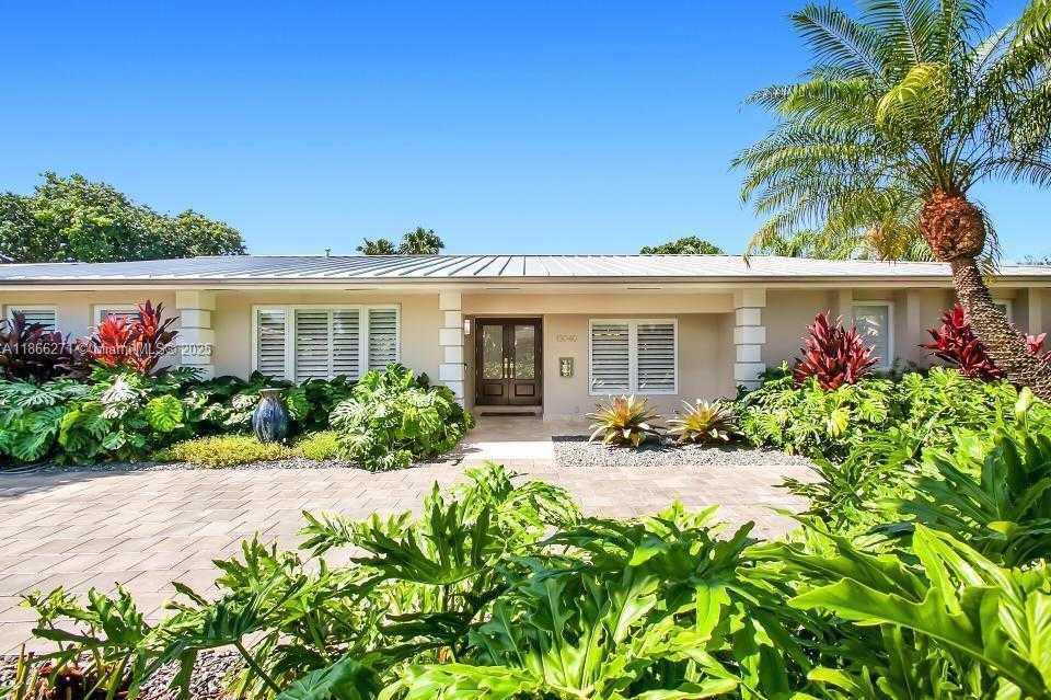 Small Image of 13040 SOUTH WEST 70TH AVE, Pinecrest Number 2