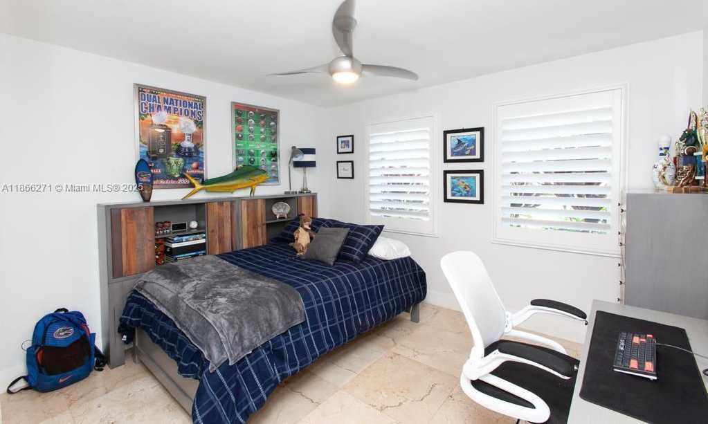 Small Image of 13040 SOUTH WEST 70TH AVE, Pinecrest Number 24
