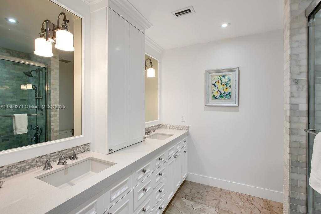 Small Image of 13040 SOUTH WEST 70TH AVE, Pinecrest Number 25