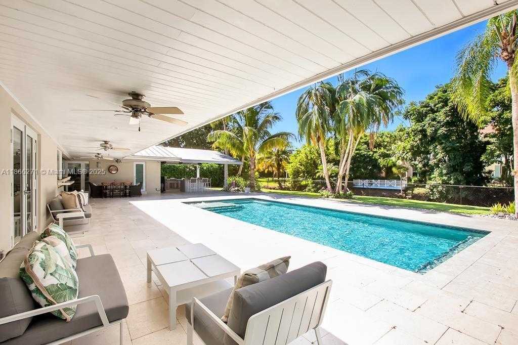 Small Image of 13040 SOUTH WEST 70TH AVE, Pinecrest Number 27