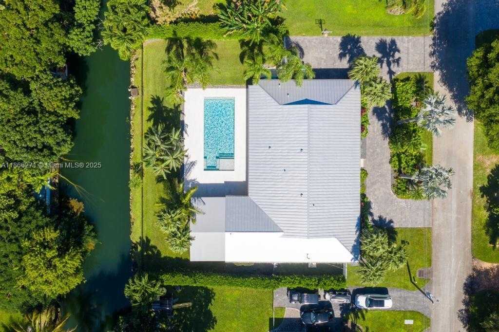 Small Image of 13040 SOUTH WEST 70TH AVE, Pinecrest Number 33