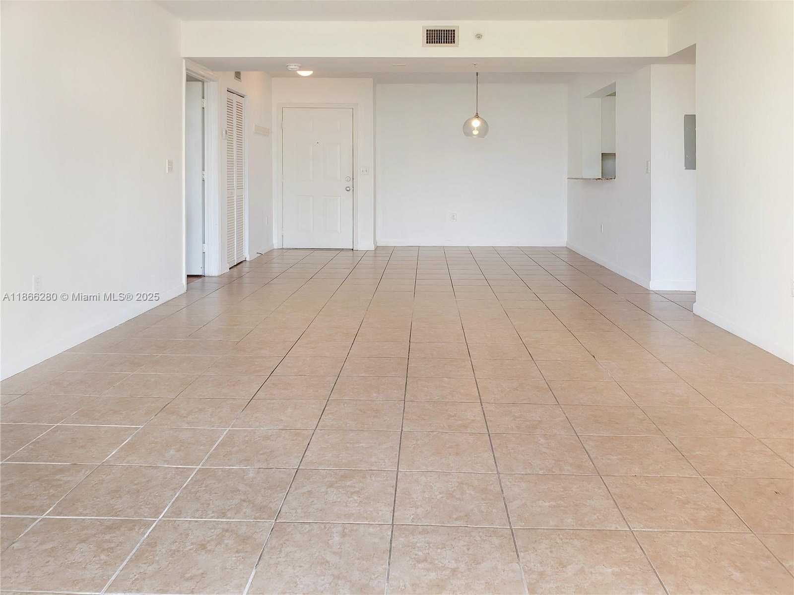 Small Image of 2731 OCEAN CLUB BLVD #205, Hollywood Number 7