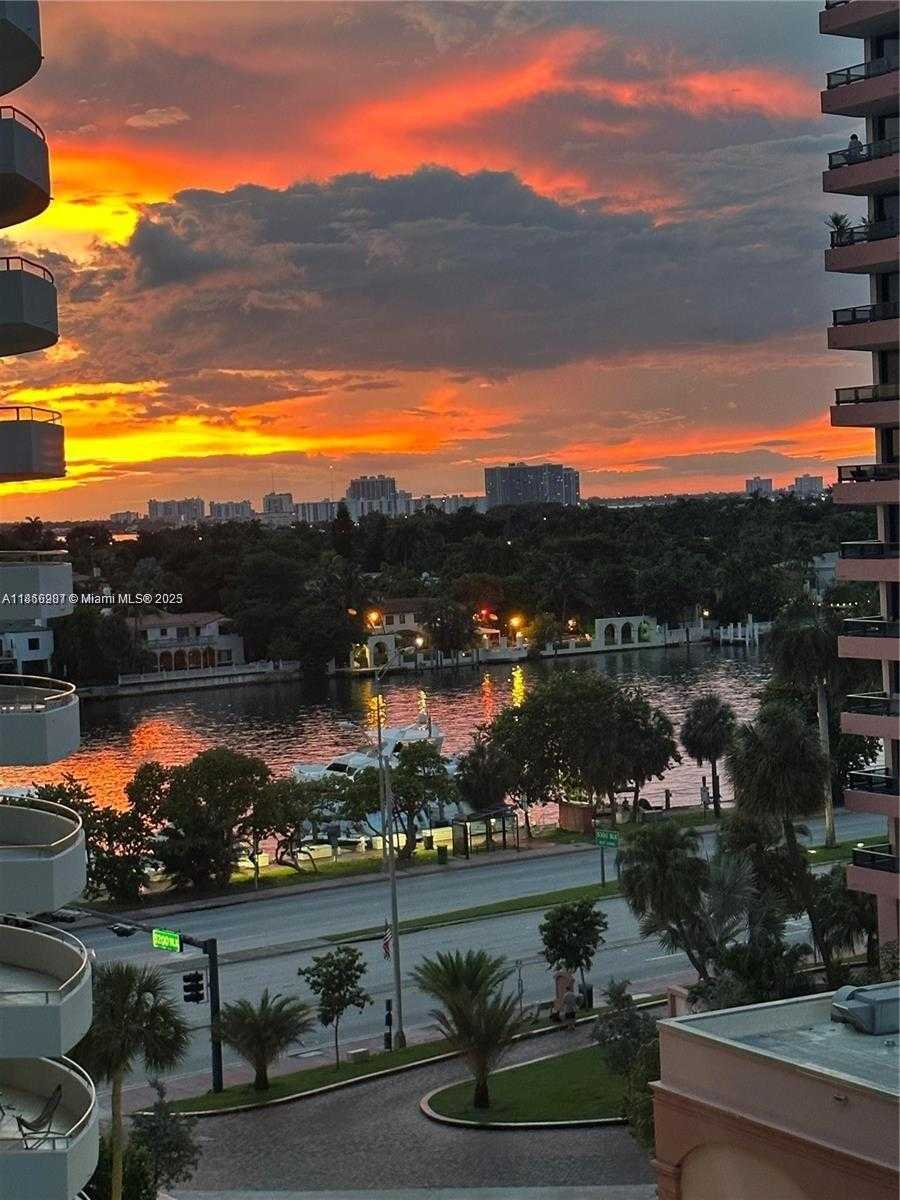 Small Image of 5161 COLLINS AVE #811, Miami Beach Number 14