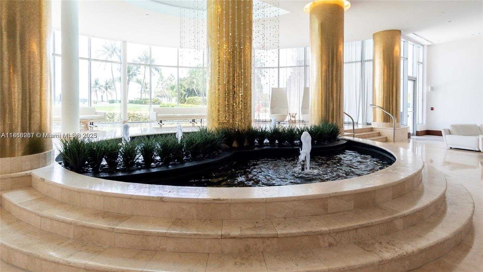 Small Image of 5161 COLLINS AVE #811, Miami Beach Number 19