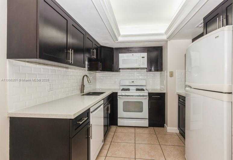 Small Image of 11329 SOUTH WEST 109TH RD #63C, Miami Number 3