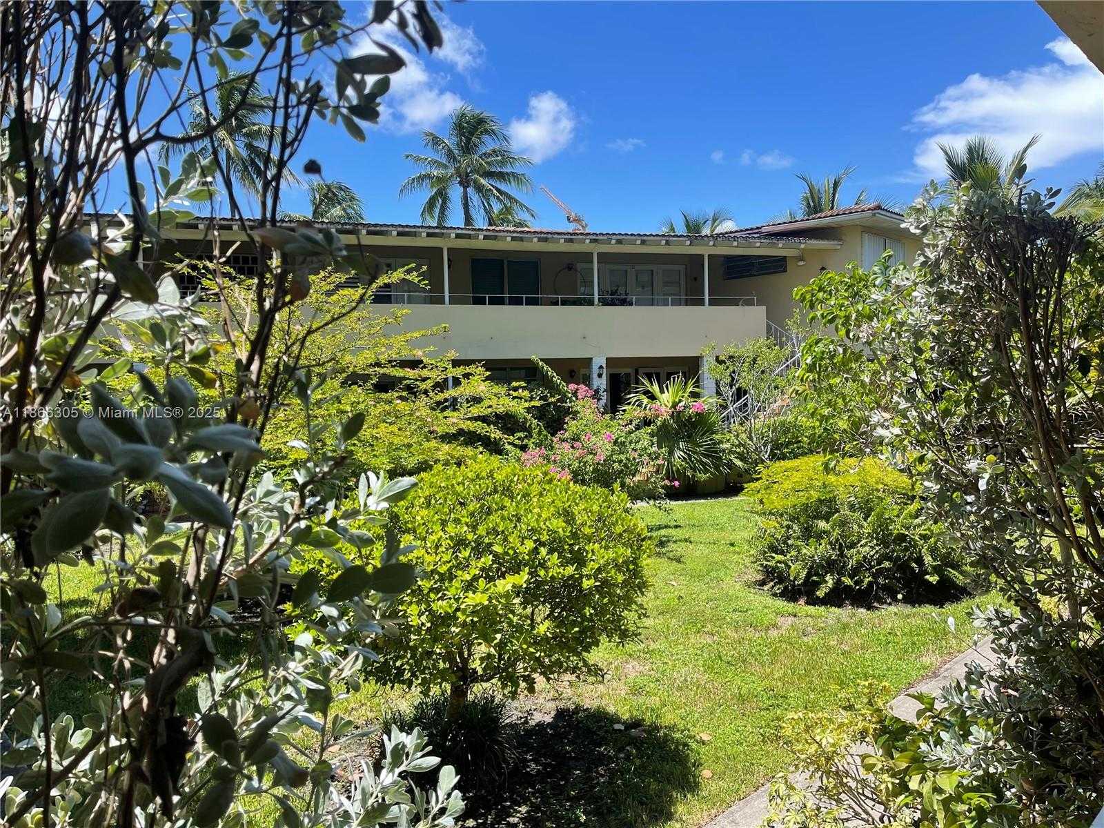 Small Image of 30 PARK DR #12-B, Bal Harbour Number 18