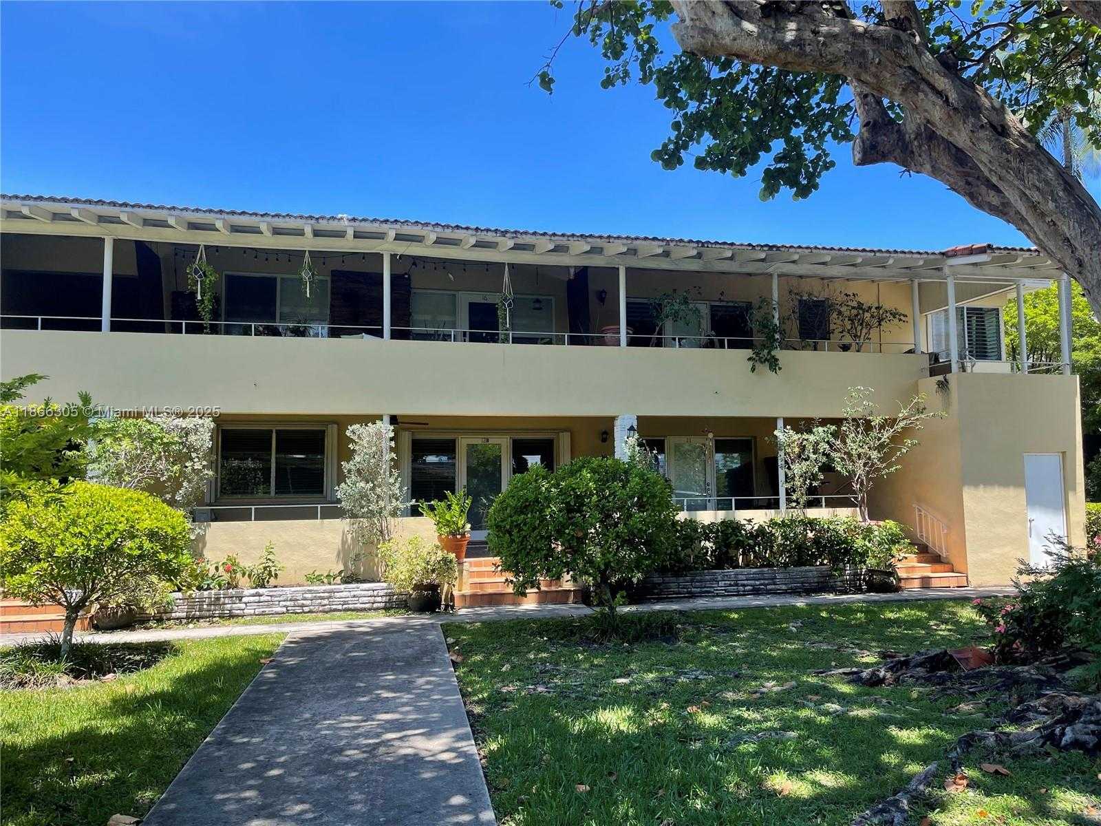 Small Image of 30 PARK DR #12-B, Bal Harbour Number 19
