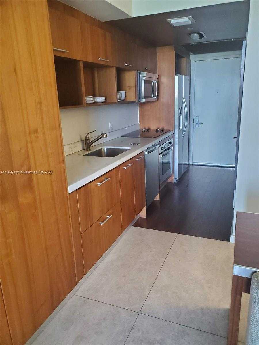 Small Image of 50 BISCAYNE BLVD #703, Miami Number 13