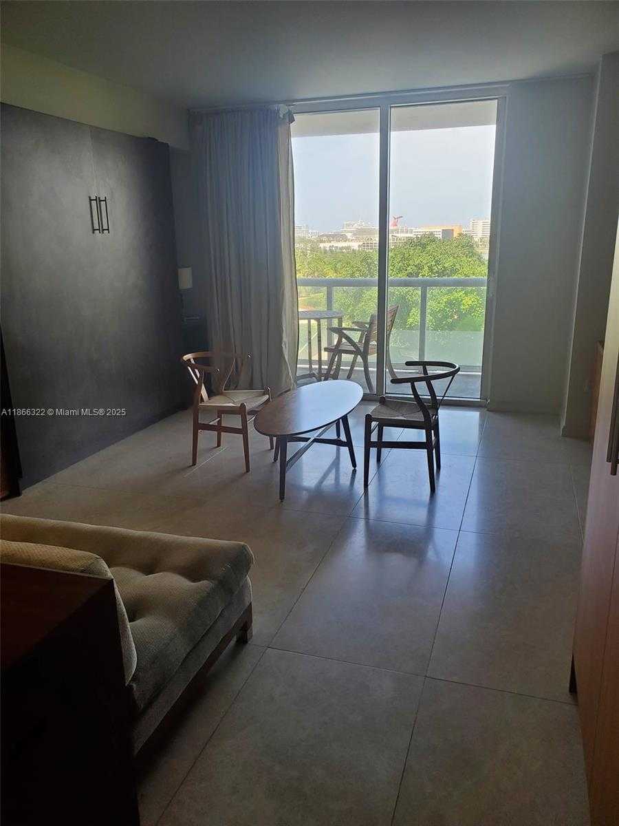 Small Image of 50 BISCAYNE BLVD #703, Miami Number 16
