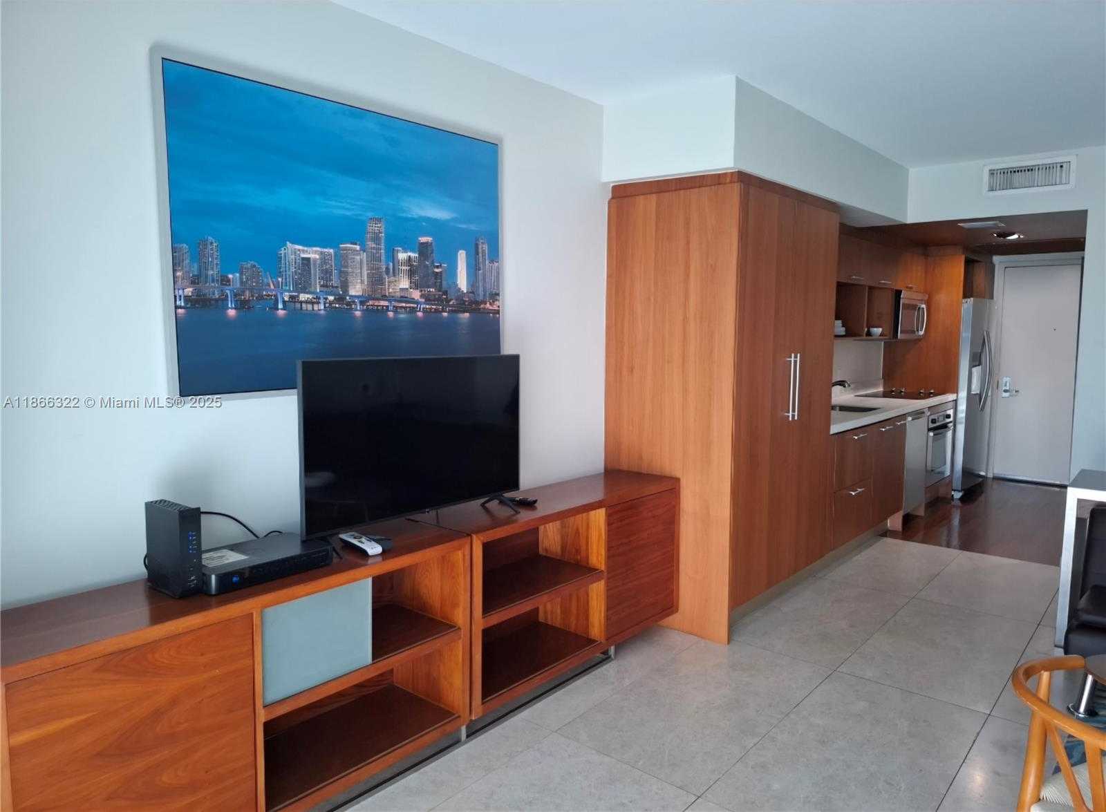 Small Image of 50 BISCAYNE BLVD #703, Miami Number 18