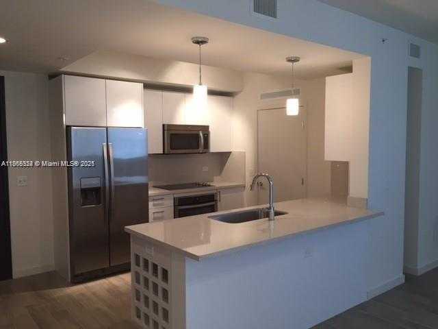 Small Image of 999 SOUTH WEST 1ST AVE #1915, Miami Number 5
