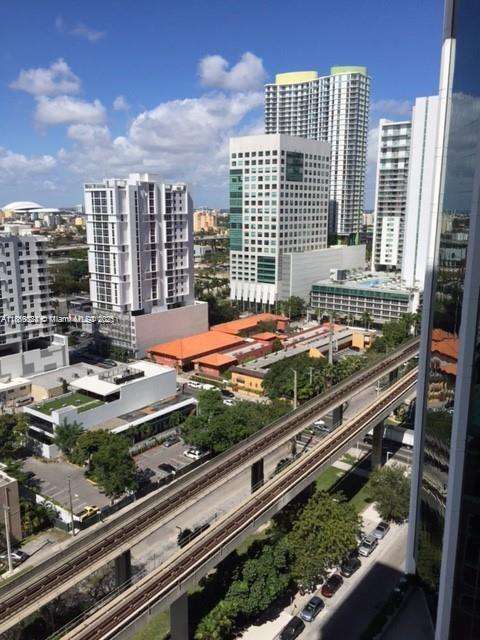 Small Image of 999 SOUTH WEST 1ST AVE #1915, Miami Number 7