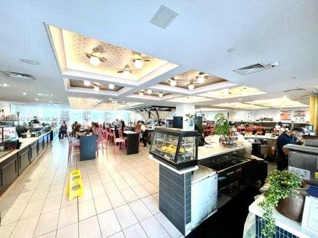 Small Image of 168 NORTH EAST 44TH ST, Miami Number 39