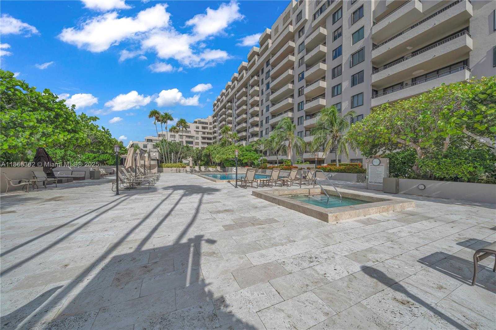 Small Image of 201 CRANDON BLVD #541, Key Biscayne Number 29