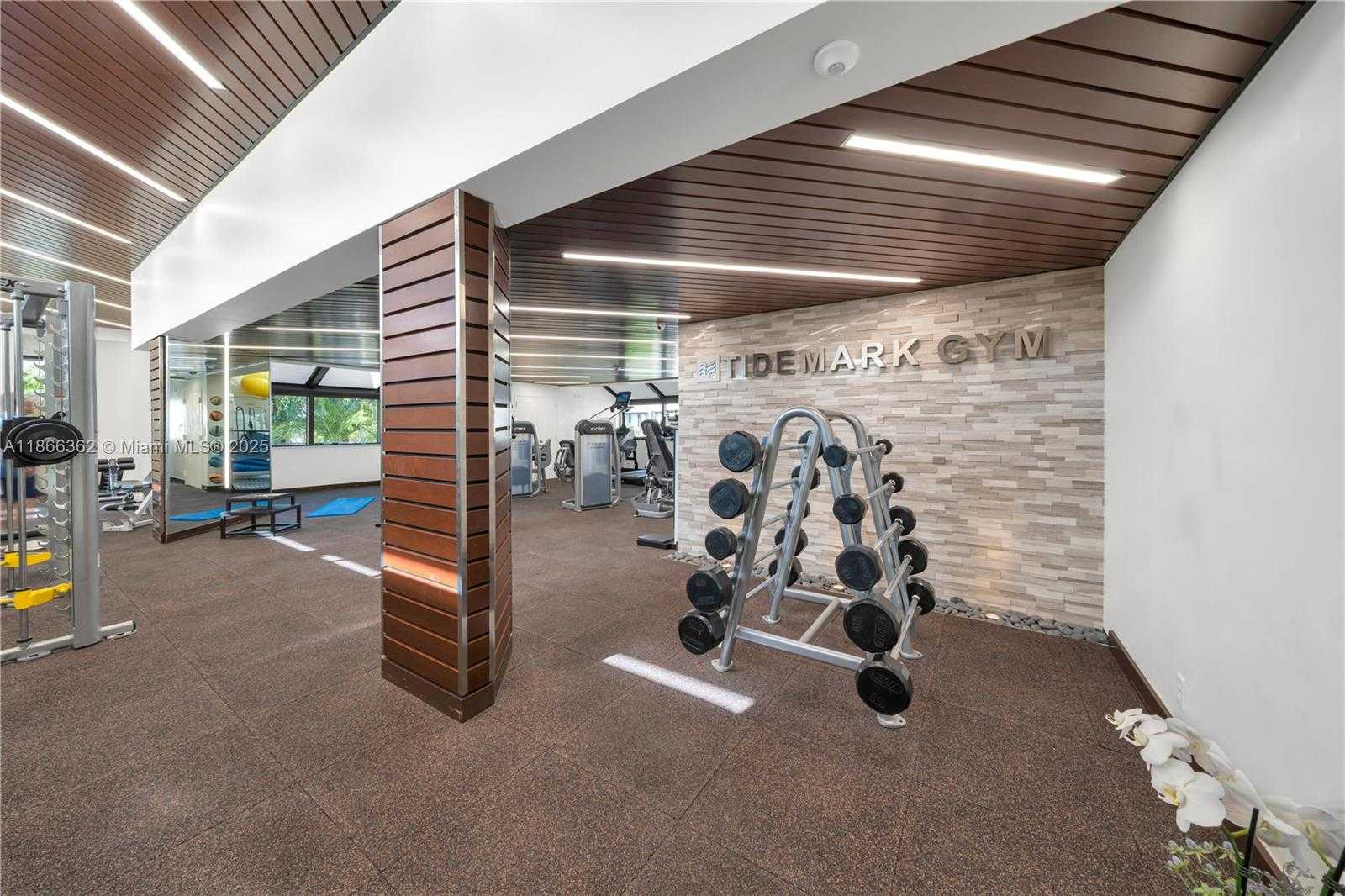 Small Image of 201 CRANDON BLVD #541, Key Biscayne Number 30