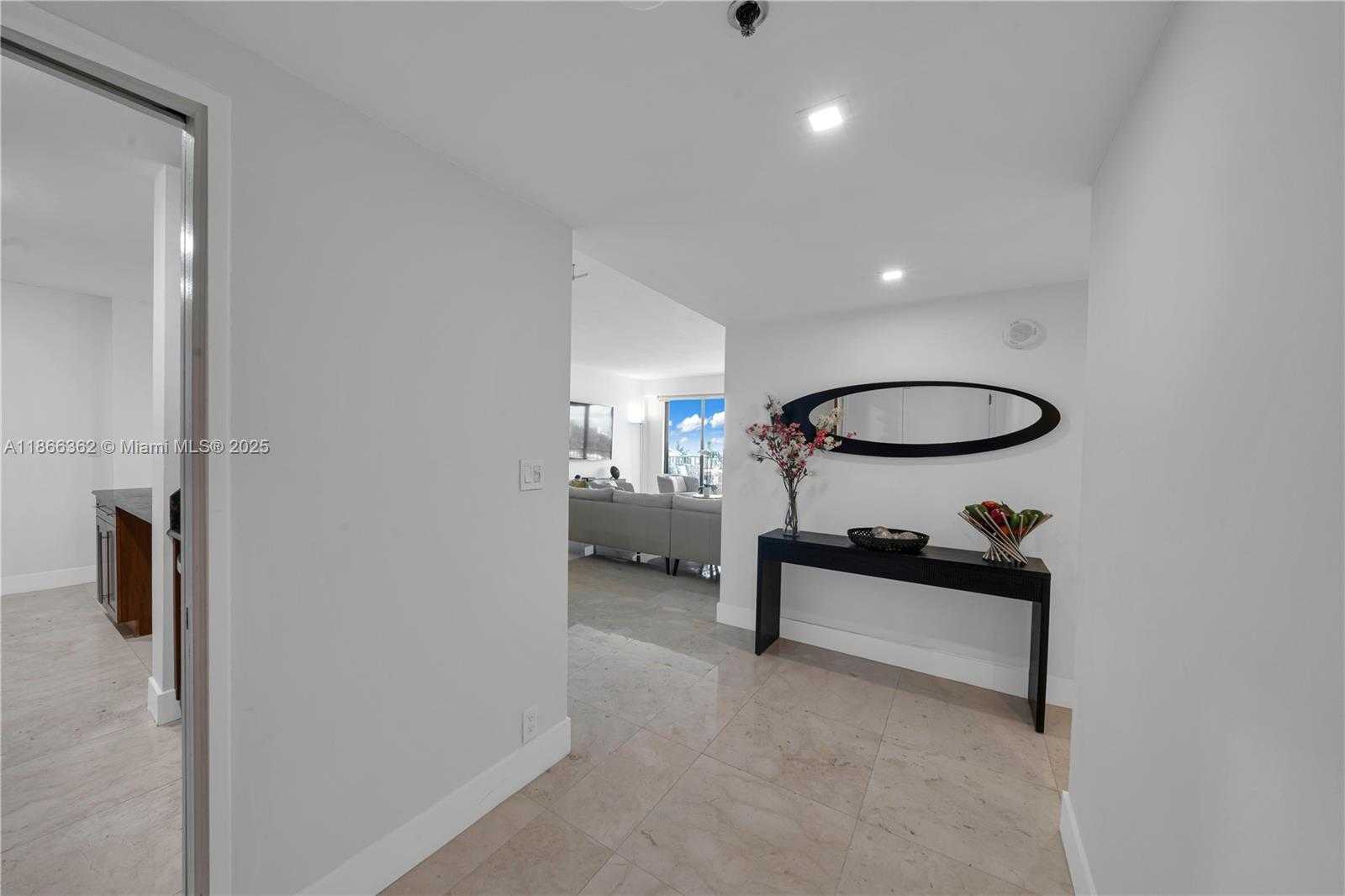 Small Image of 201 CRANDON BLVD #541, Key Biscayne Number 4