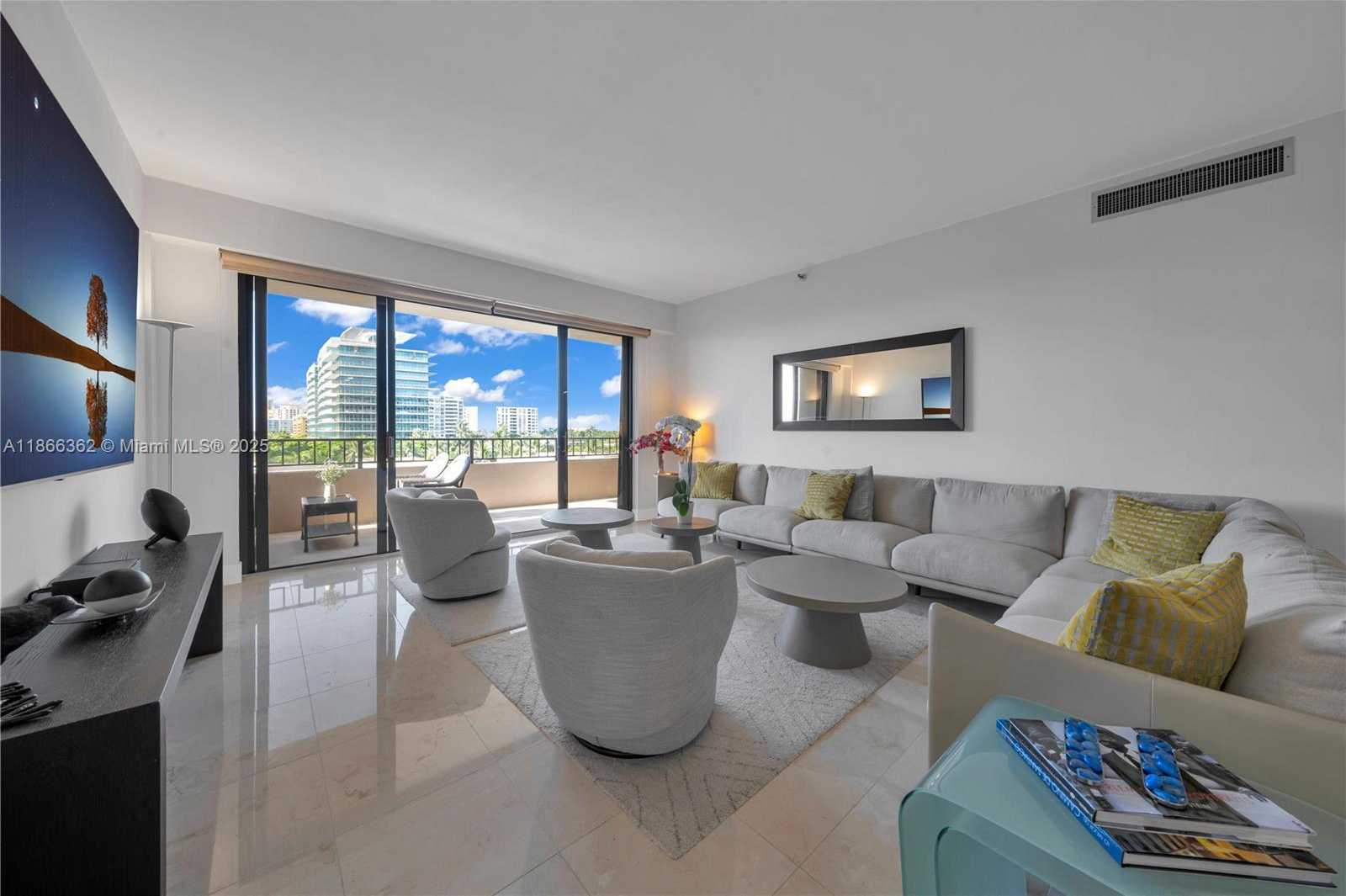 Small Image of 201 CRANDON BLVD #541, Key Biscayne Number 7