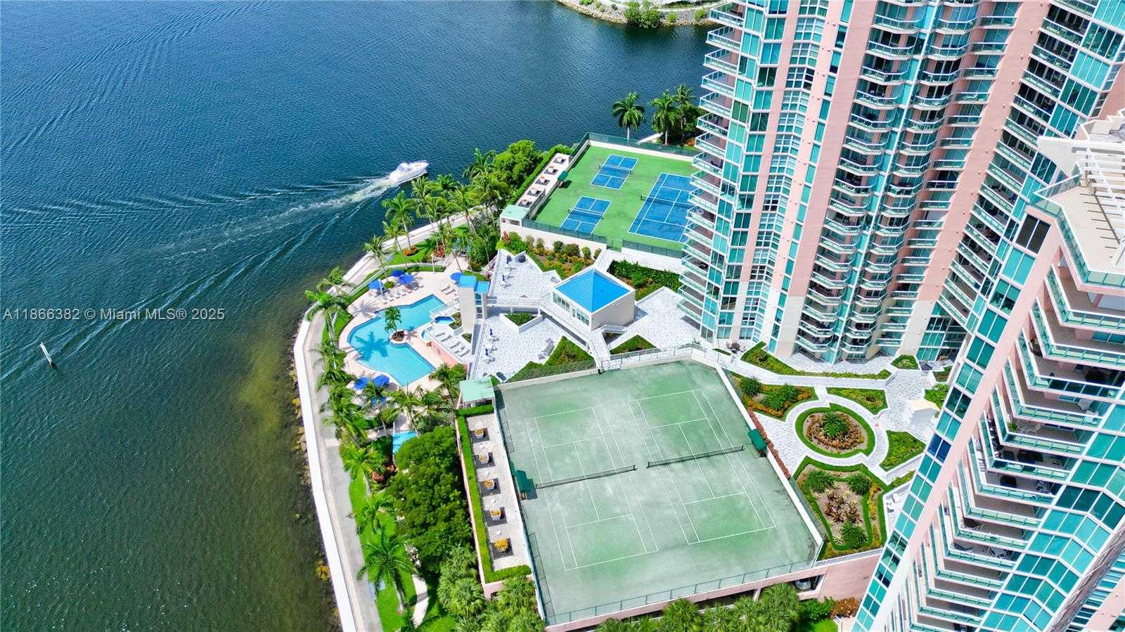 Small Image of 3370 HIDDEN BAY DR #909, Aventura Number 11