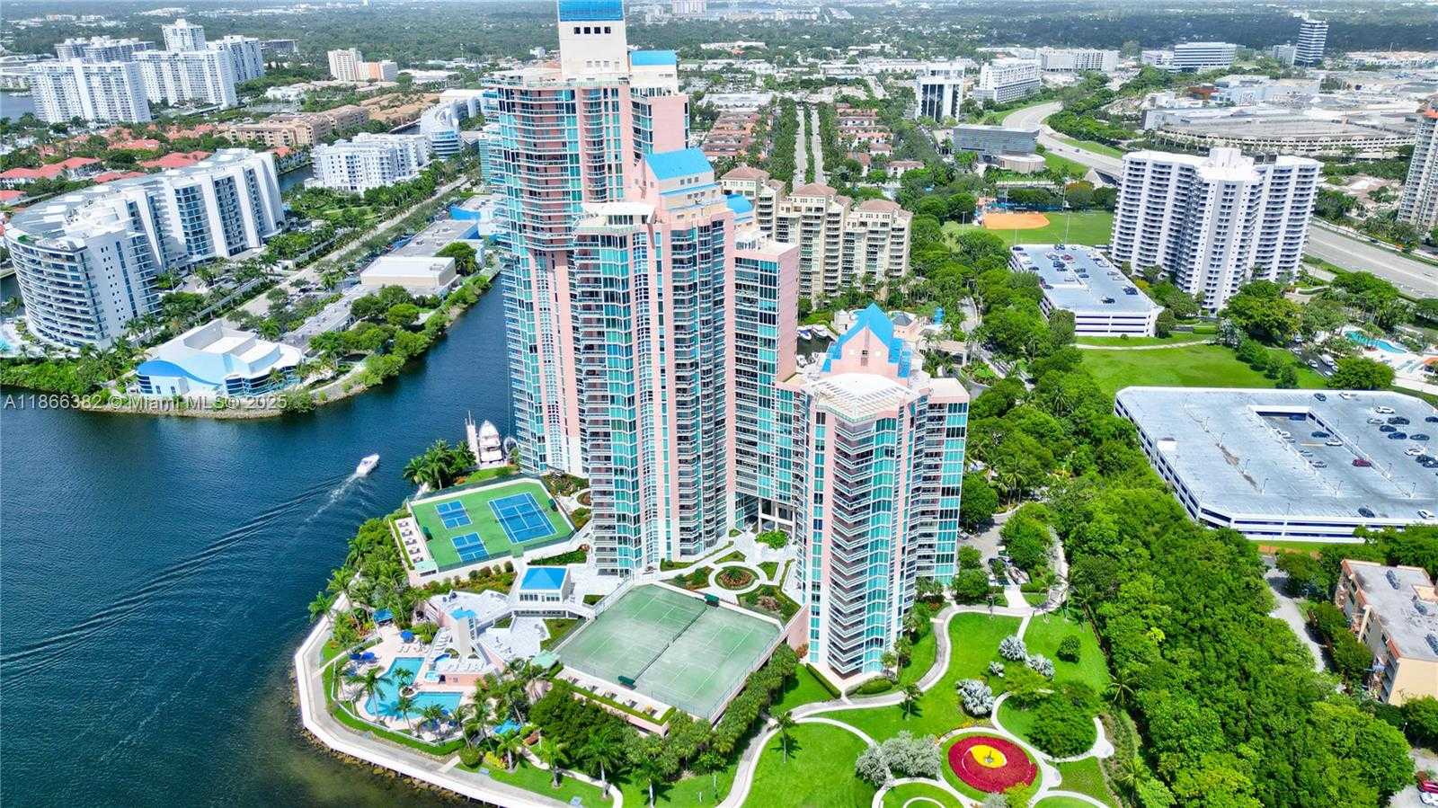 Small Image of 3370 HIDDEN BAY DR #909, Aventura Number 14