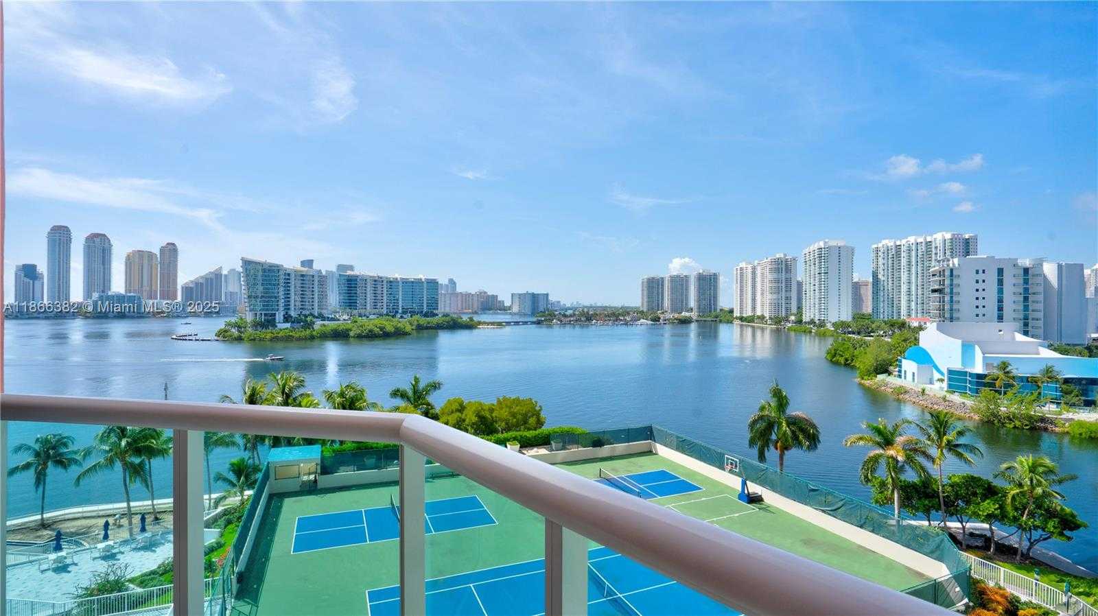 Small Image of 3370 HIDDEN BAY DR #909, Aventura Number 16