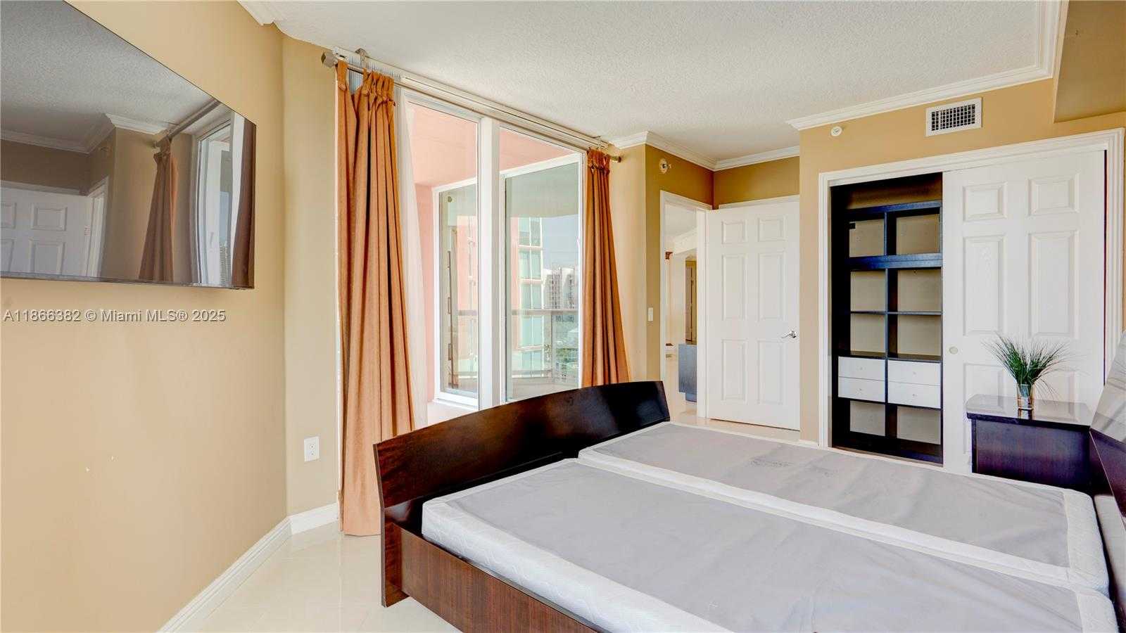 Small Image of 3370 HIDDEN BAY DR #909, Aventura Number 24