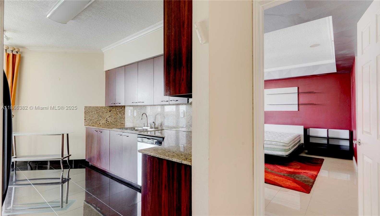 Small Image of 3370 HIDDEN BAY DR #909, Aventura Number 37