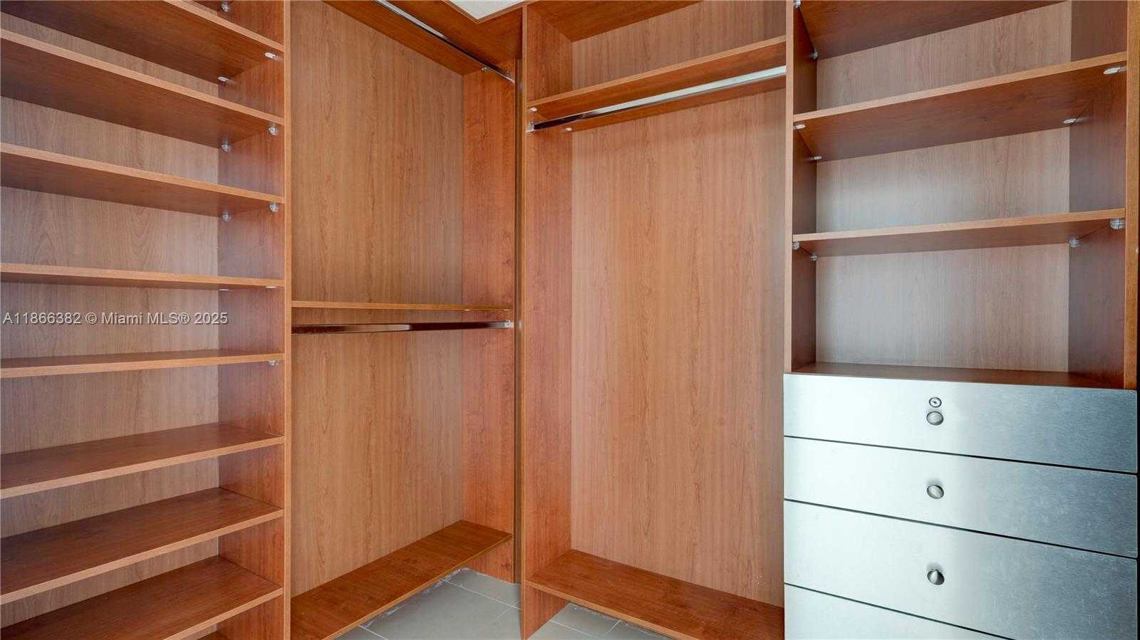 Small Image of 3370 HIDDEN BAY DR #909, Aventura Number 52