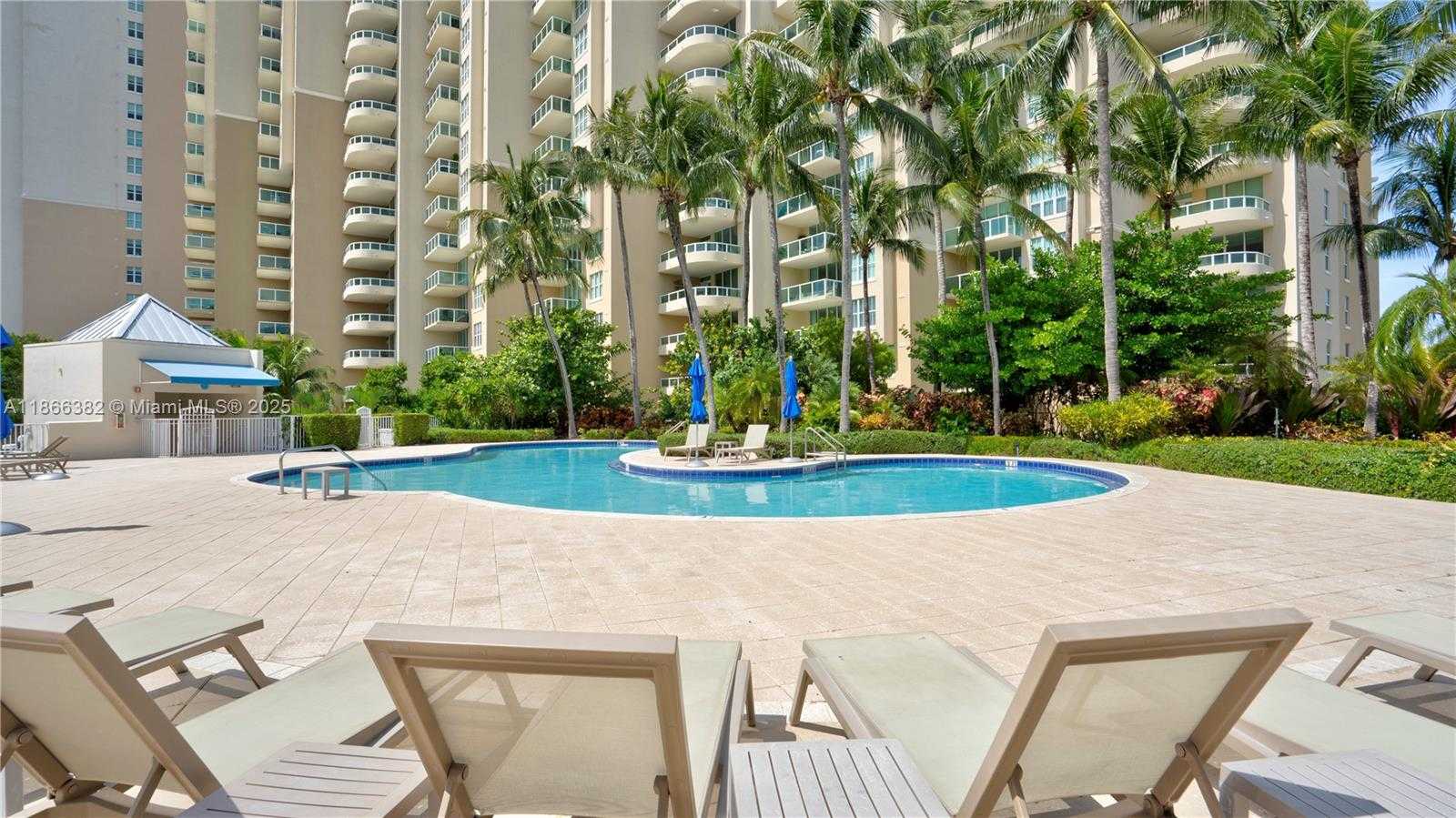 Small Image of 3370 HIDDEN BAY DR #909, Aventura Number 59