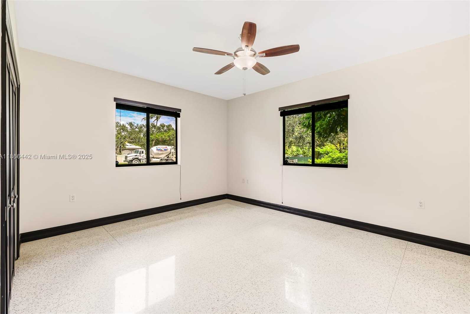 Small Image of 6250 SOUTH WEST 88TH ST, Pinecrest Number 18