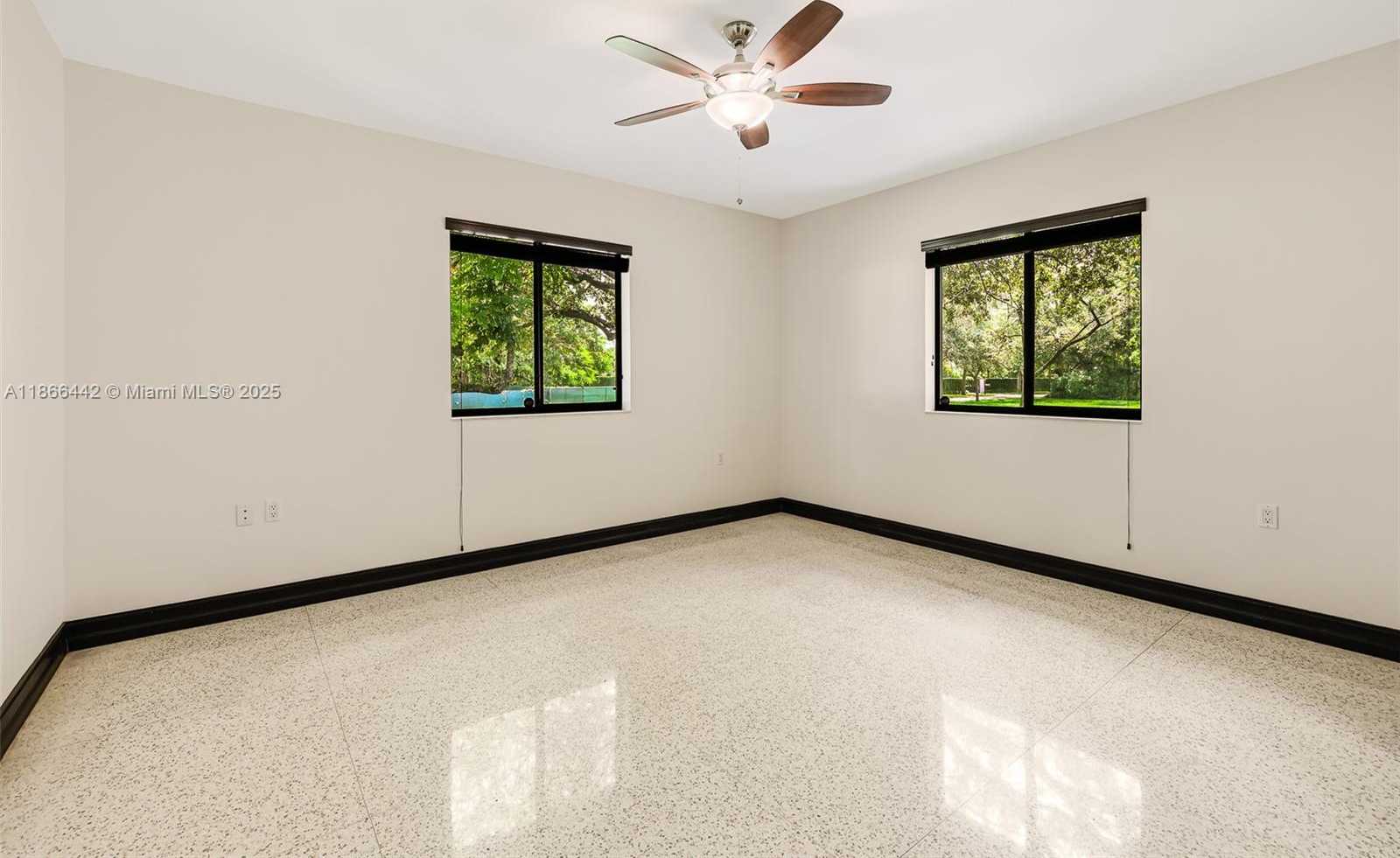 Small Image of 6250 SOUTH WEST 88TH ST, Pinecrest Number 21