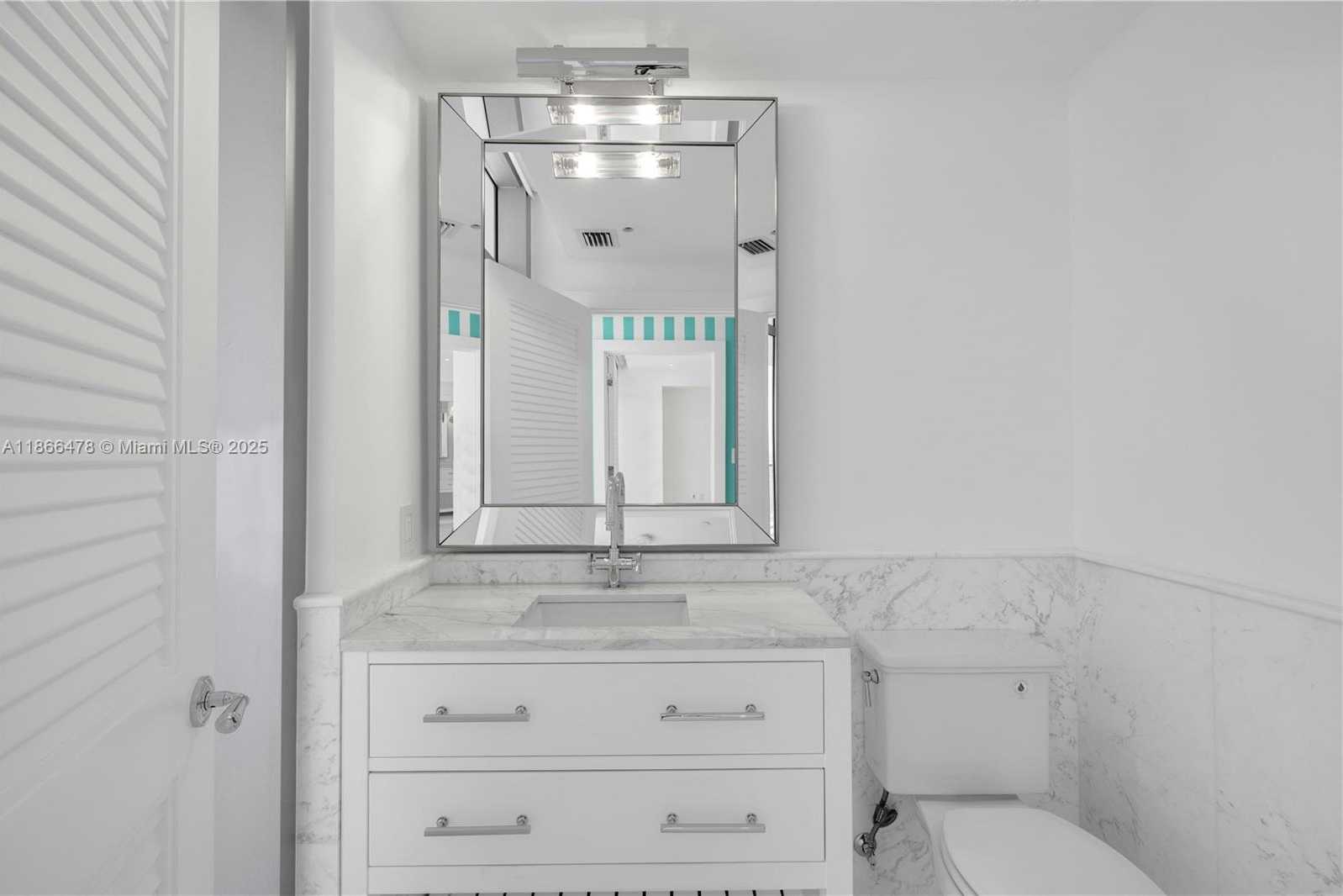 Small Image of 3737 COLLINS AVE #S-1603, Miami Beach Number 10