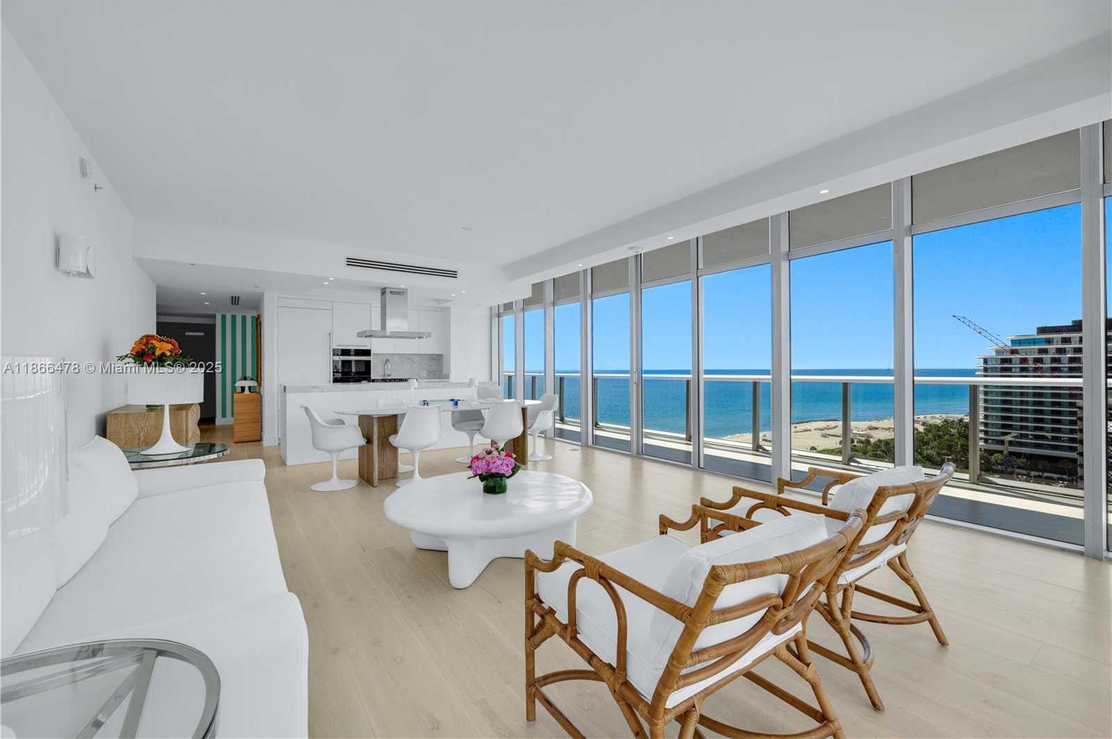 Small Image of 3737 COLLINS AVE #S-1603, Miami Beach Number 2