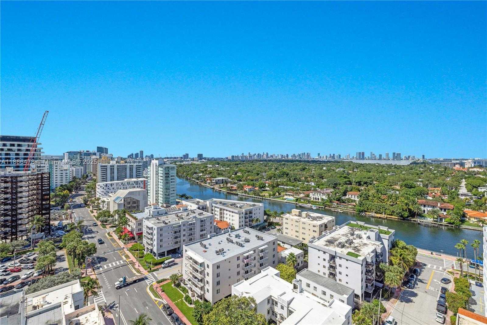 Small Image of 3737 COLLINS AVE #S-1603, Miami Beach Number 32