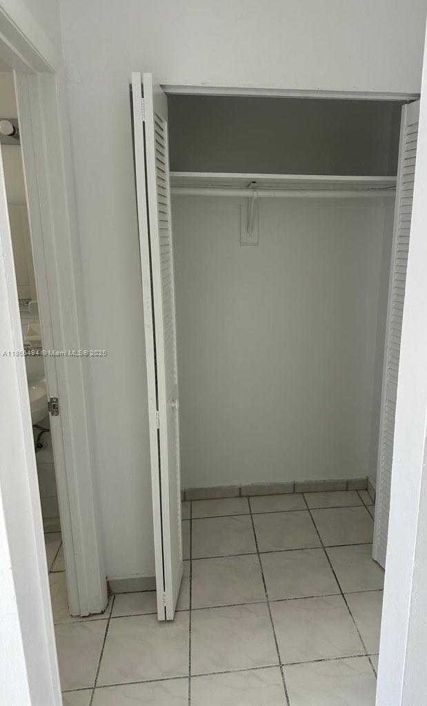 Small Image of 7001 BONITA DR #45, Miami Beach Number 9